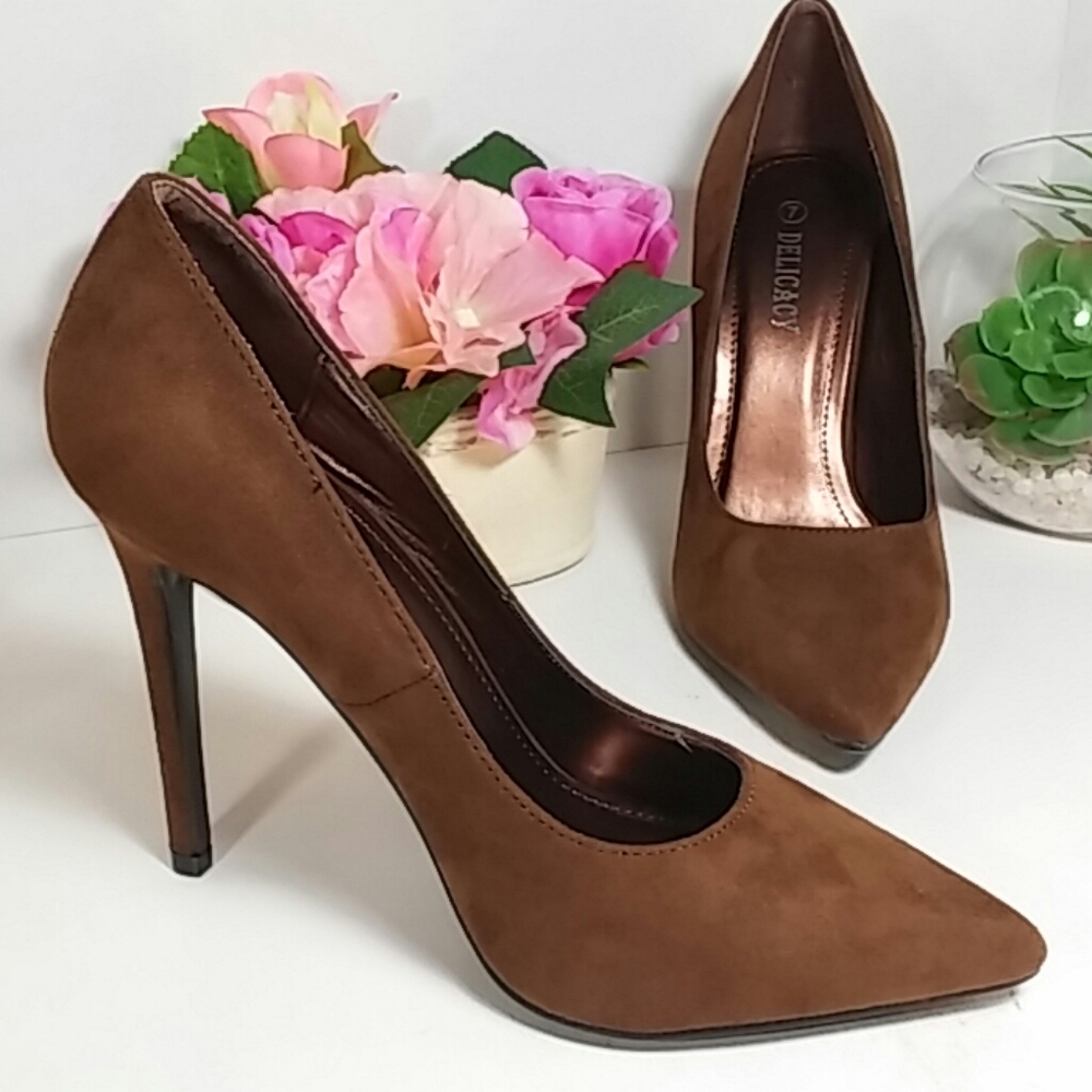🆕 Chocolate Brown Pointed Toe Pumps Faux Suede 🆕 - Picture 7 of 8